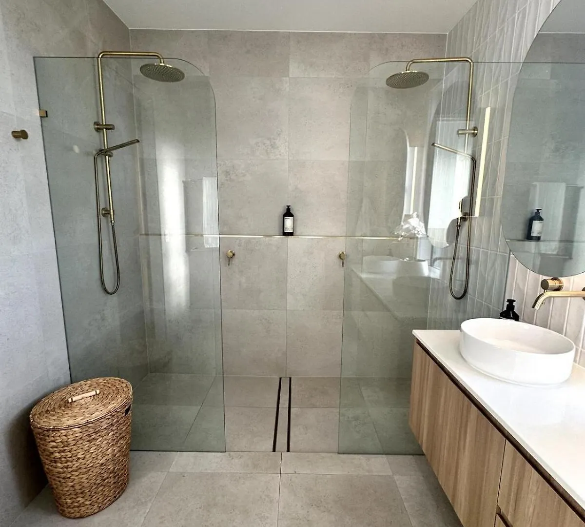 Coco Haus - Luxury Family Oasis With Heated Pool Villa Palmview Holiday home