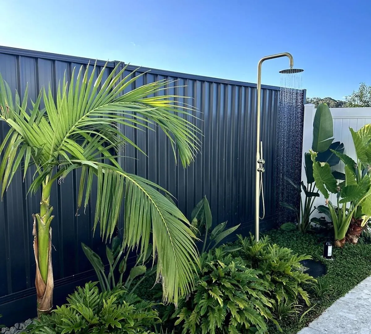 Coco Haus - Luxury Family Oasis With Heated Pool Villa Palmview Holiday home