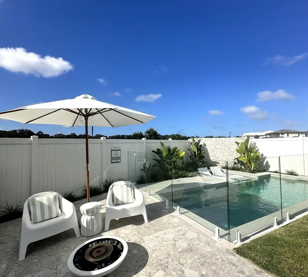 Holiday home Coco Haus - Luxury Family Oasis With Heated Pool Villa Palmview Australia