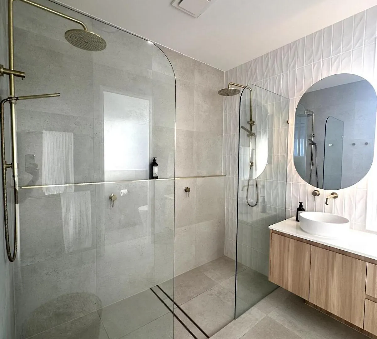 Coco Haus - Luxury Family Oasis With Heated Pool Villa Palmview 0*,